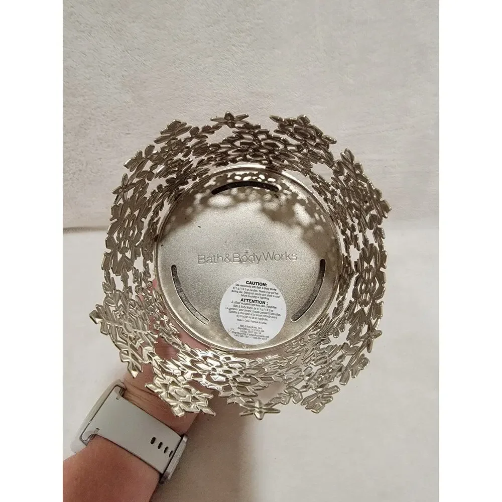 Bath & Body Works Blue & Silver Snowflakes 3 Wicked Candle Holder Pedestal